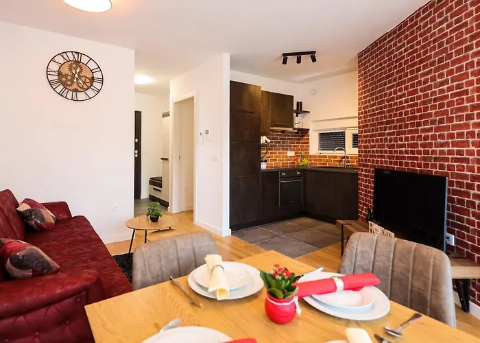 Апартаменты Ana Задар