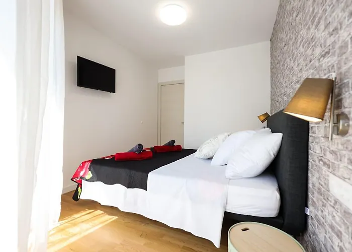 Ana Апартаменты Задар